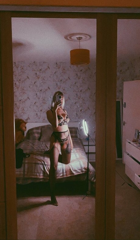 Sophie Carpenter xxx erotische foto