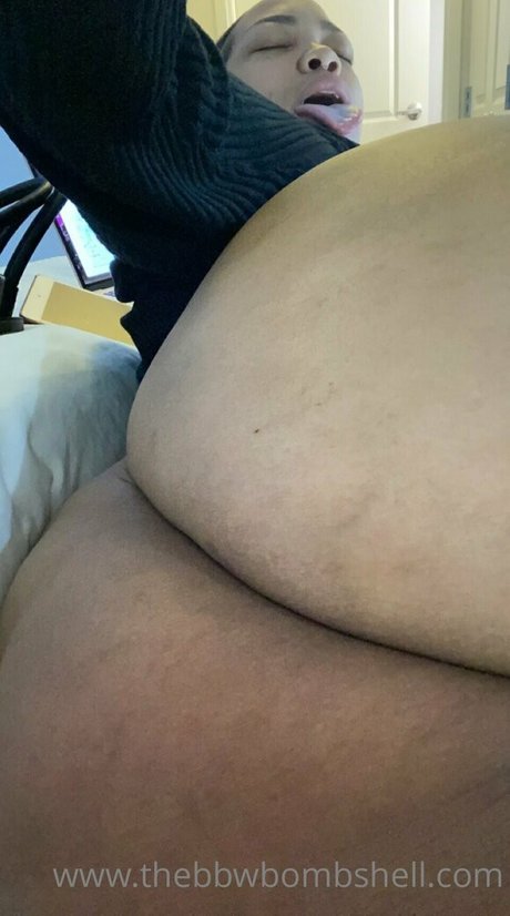 boujeebombshell kunst pornostar archiv