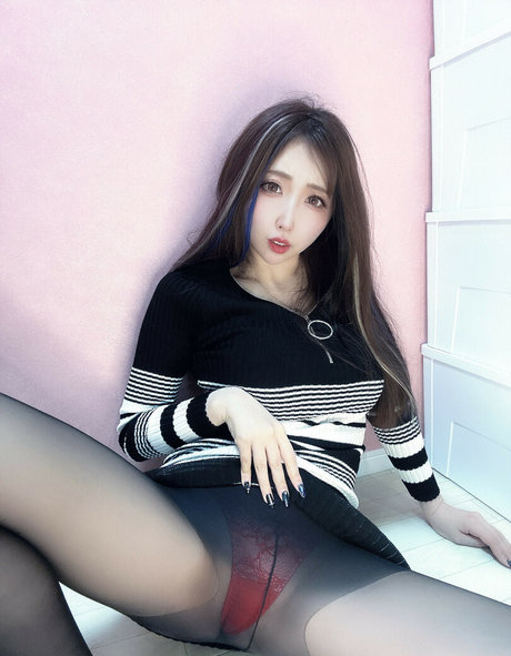 Momoiro Reku erwachsene sex bild