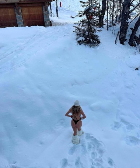 Antigoni top galerie