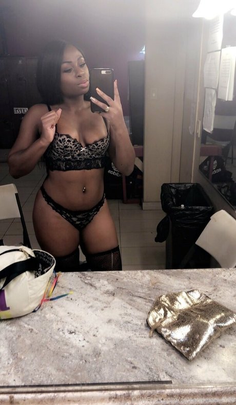 celestelexxx free nackt schöne foto