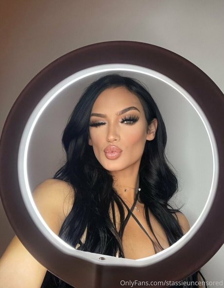 stassieuncensored exklusive akt fotos
