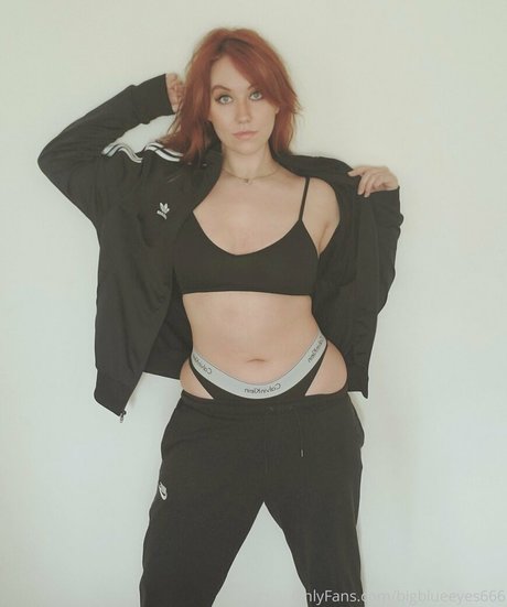 bigblueeyes666 pornographische pornostar galerie