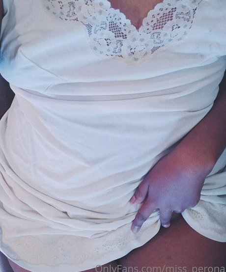 miss perona erwachsene nacktheit galerie