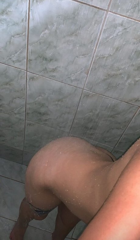 isaaszx schöne xxx bild