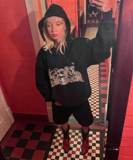 Lola Clark erwachsene pornografische galerien