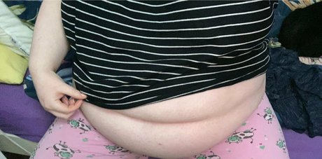 growing piggy1305 model hd fotos