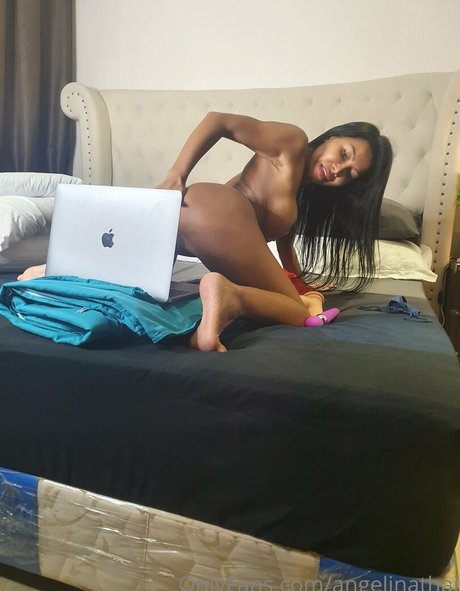 thethaigodessvip freie nackte bild