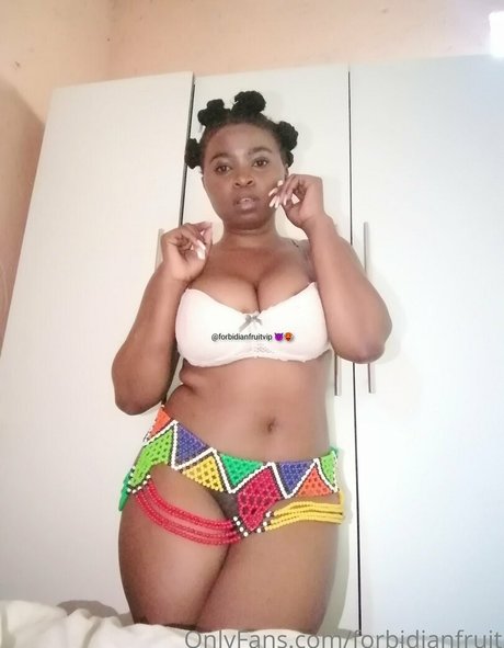 forbidianfruit perfekte pornostar foto