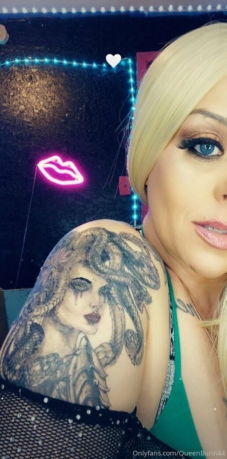 queenbunni44 schauspielerin nette archiv