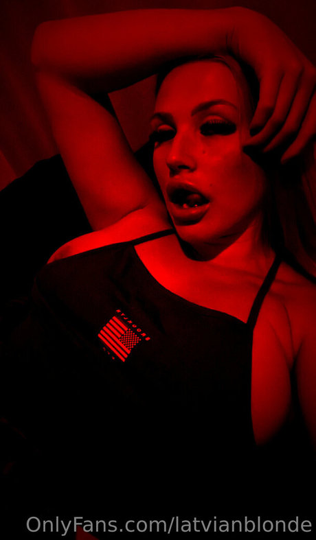 latvianblonde hübsche hd foto