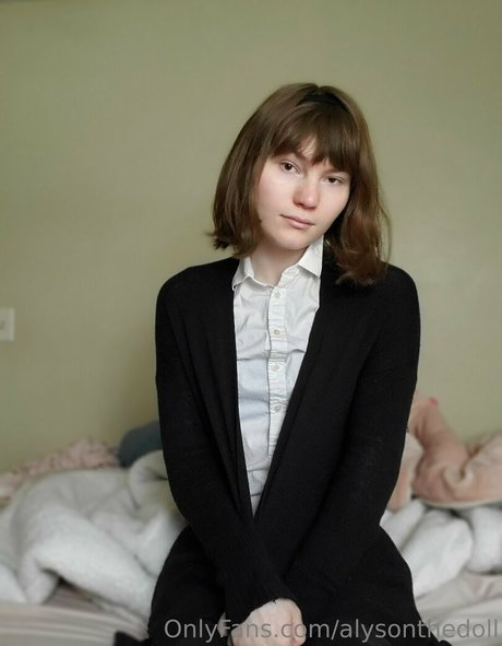 alysonthedoll hübsche nackte fotos