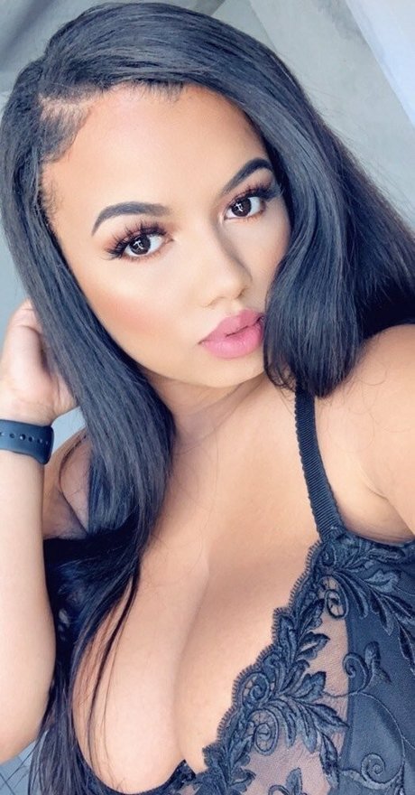 lailathebrat2 erotische nackt bild