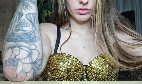 dieanetami heiße nacktheit fotos