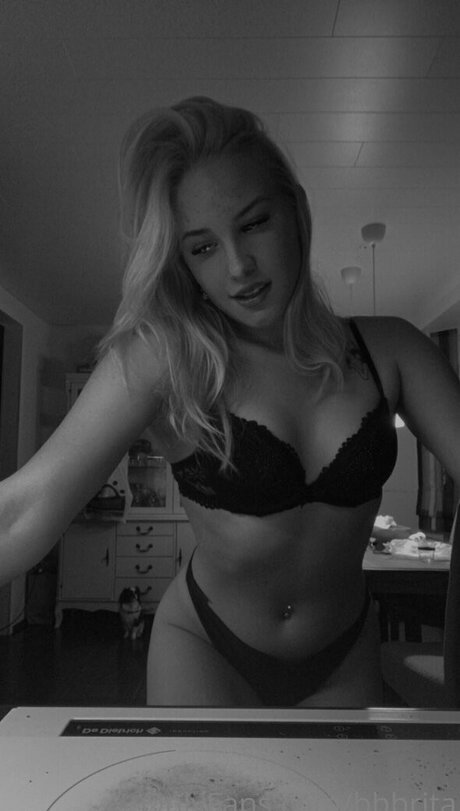 bbbrita pornostar exklusive galerie