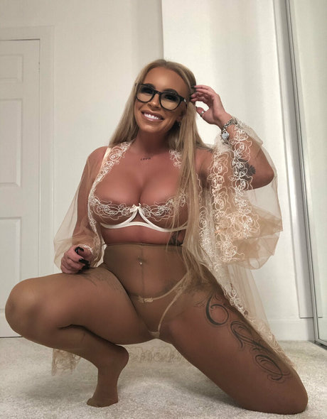 jennnnniferthomson perfekte nackte fotos