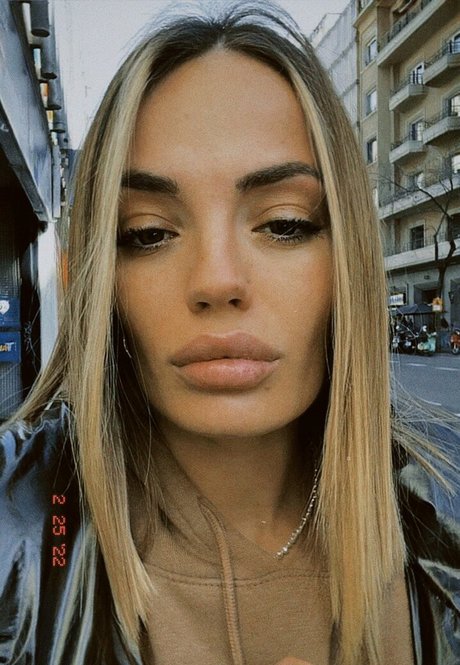 Harleyquinn2002 top akt bild