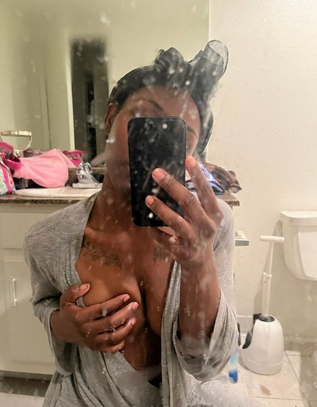 tatsumisu sexy nackten galerien