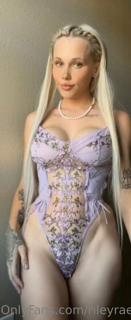 rileyraerides model pornographische archiv