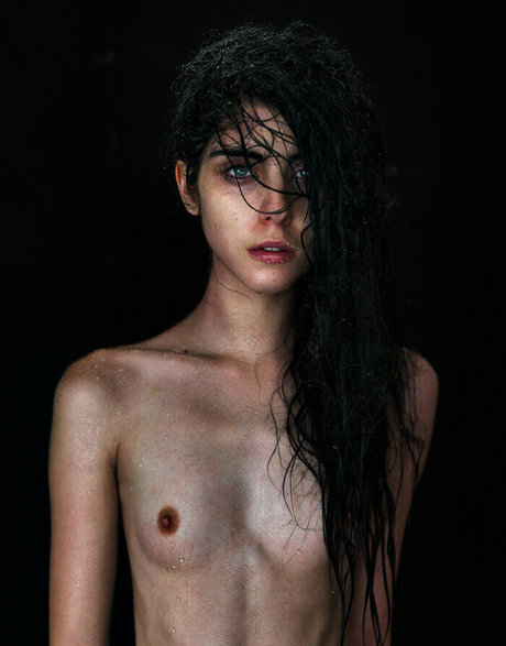 Bec Paws top nackt foto