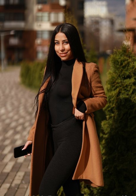 dayana wifey schauspielerin kostenlose archiv