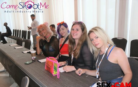 tricky__nymph schauspielerin freie bilder