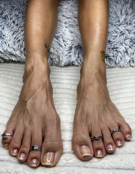 froggeefeetfree schauspielerin erotische bilder