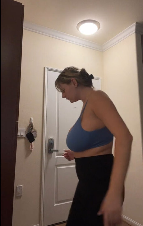 Emily V perfekte erotische bild