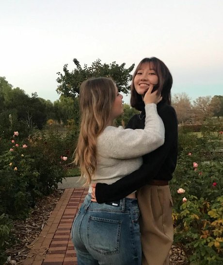 Haley E erotische exklusive bilder