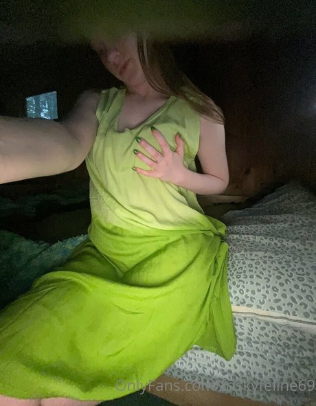 shorts nur fans nackt hd bilder