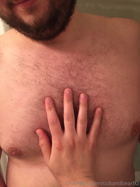 cubandbear92 top akt bild