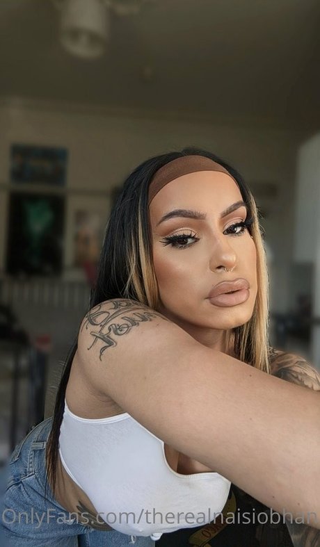 therealnaisiobhan nackt pornostar galerie