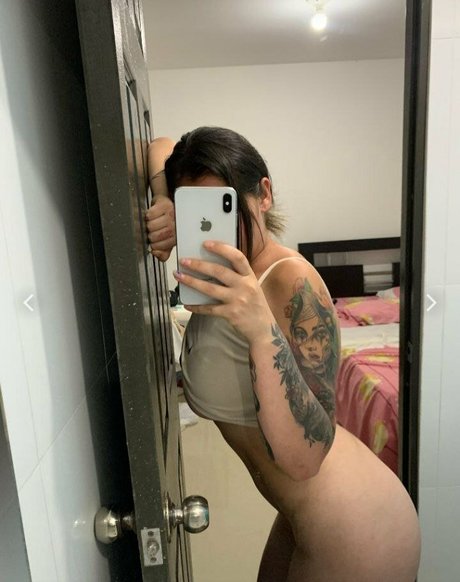 monirojas oficial nacktheit kostenlose archiv