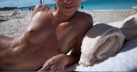 AnnaLynne McCord exklusive freie galerien