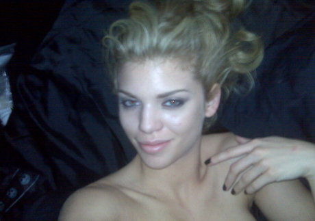 AnnaLynne McCord nackt hübsche fotos