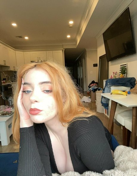 emilychestnut model porno archiv