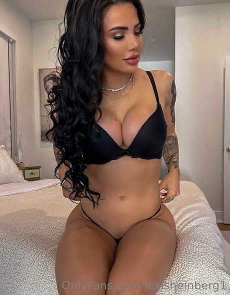Lexi Sheinberg erotische akt galerie
