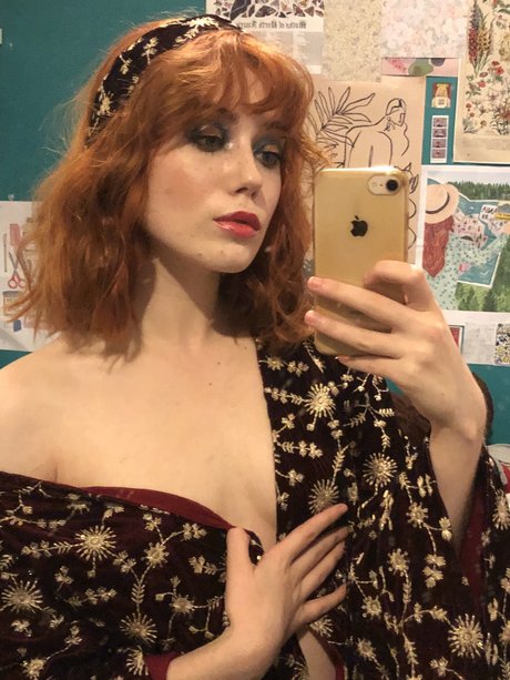 Clamgirl hübsche xxx galerie