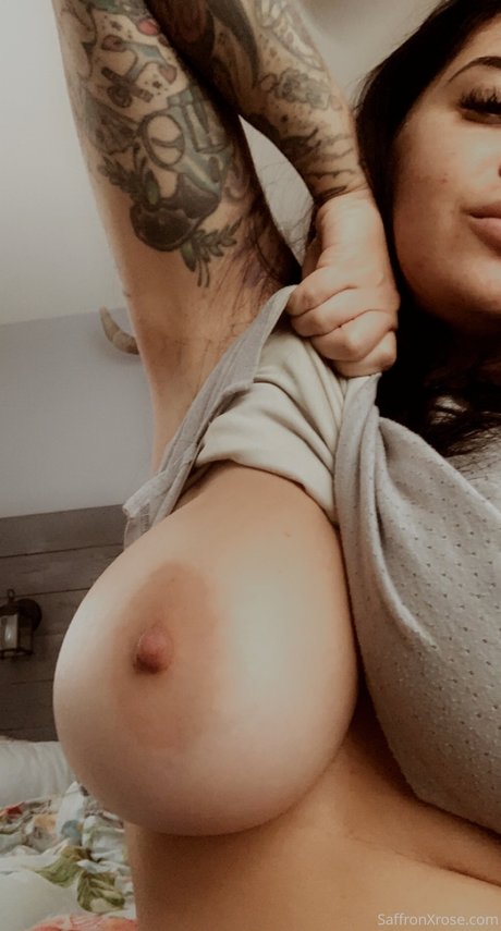 mommy milker saffron kunst pornografische galerien