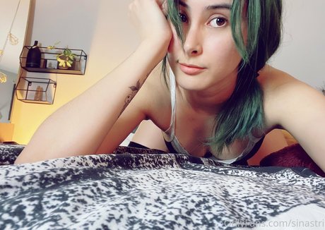 Sinastri erwachsene nackten archiv