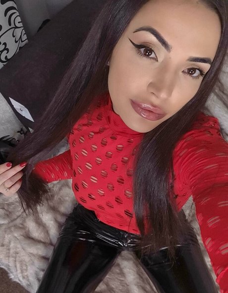 Alessiabailey pornographische pornostar galerien