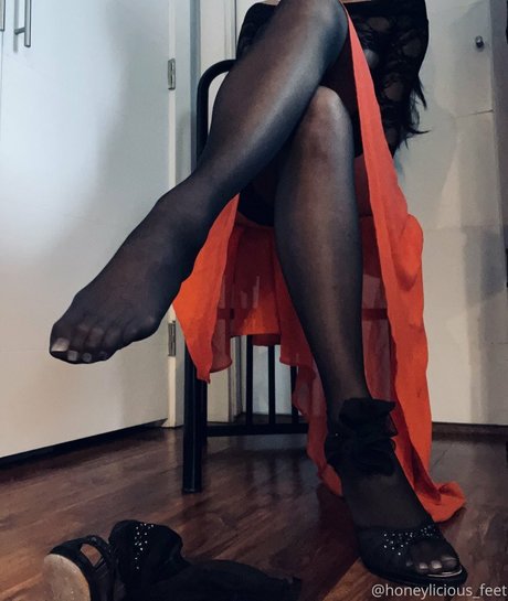 Simone Honey freie pornographische fotos