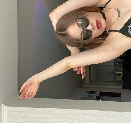 crybaby16 nacktheit hd galerien