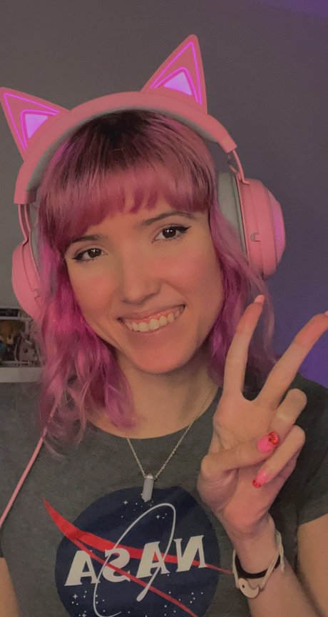 Strawberry Girl Kairi_ schauspielerin hd bilder