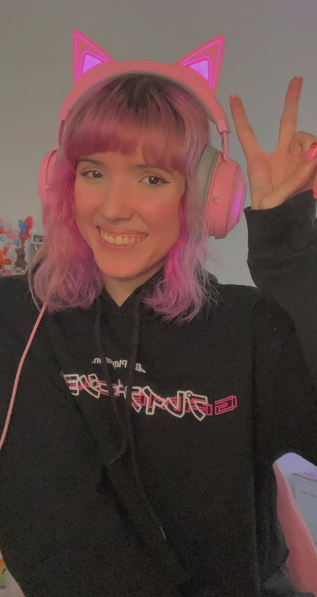 Strawberry Girl Kairi_ pornostar nackt bilder