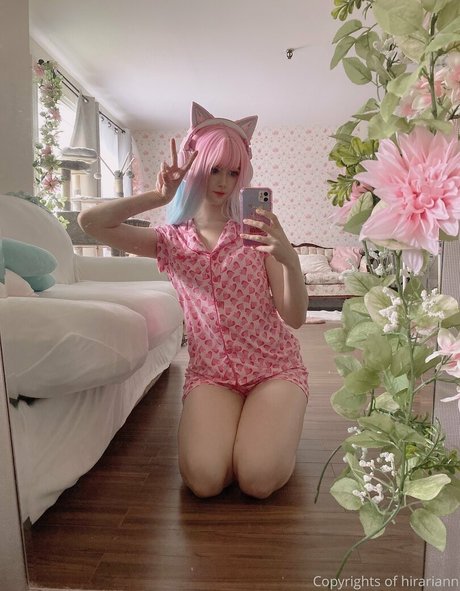 Hirariann freie erwachsene bild