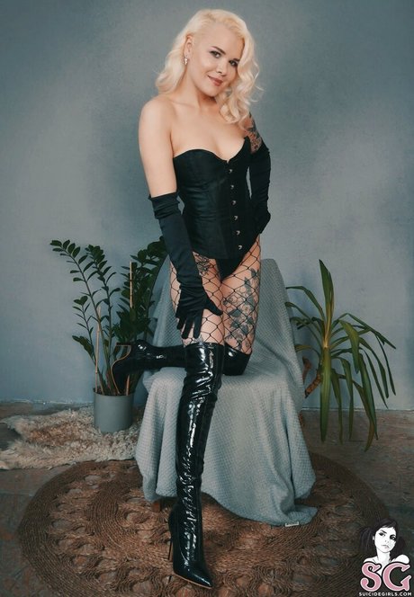 Marlenemoore sexy schöne fotos