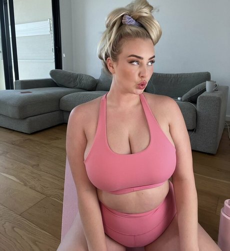 lucyadlernz heiße nacktheit foto