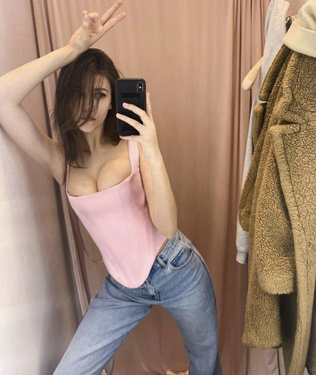 Laura Margesin pornostar hübsche archiv