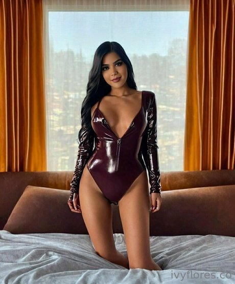 yvetteflores schöne nackte foto